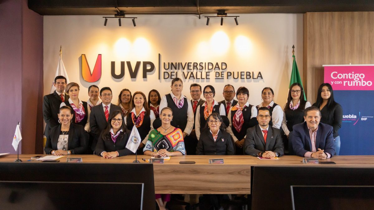 UVP y SMDIF fortalecen alianza en beneficio de la comunidad estudiantil