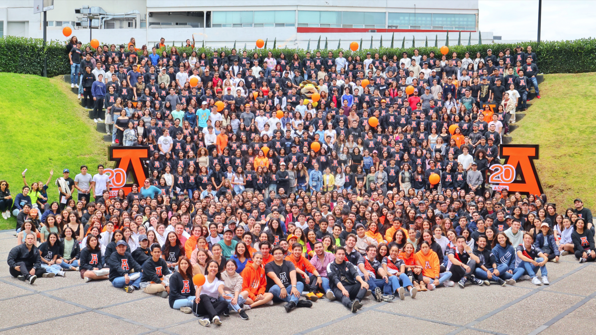 Nueva generación de líderes de la Anáhuac Puebla celebra gran Bienvenida Integral Universitaria 2023