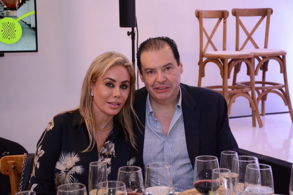 Claudia López y Ricardo Ursua