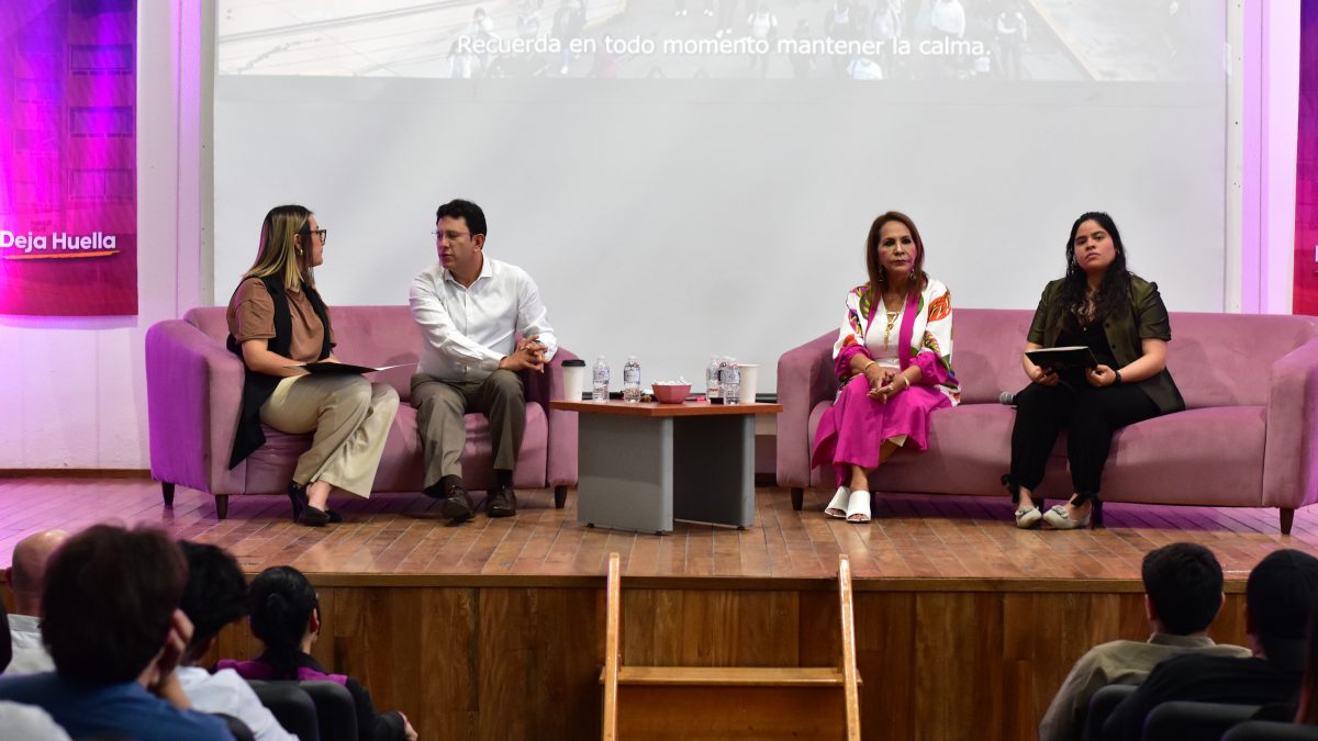 DIÁLOGOS DEMOCRÁTICOS UNIVERSITARIOS: TU VOTO INFORMADO,  DEJA HUELLA.