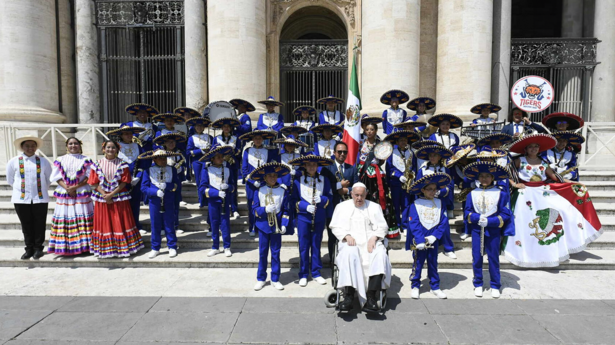 Primera Gira Internacional de la Tigers Marching Band – Colegio Euro Liceo Internacional