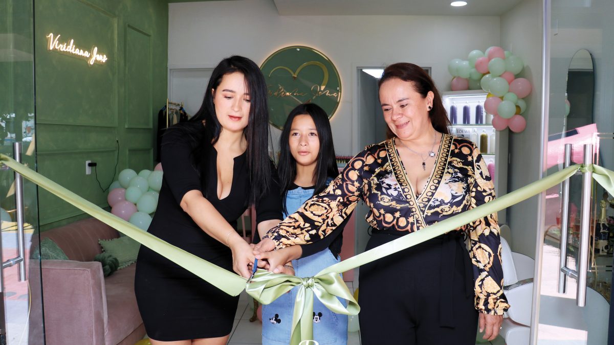 REFLEJOS DE BELLEZA,  GLAMOUR Y ESTILO