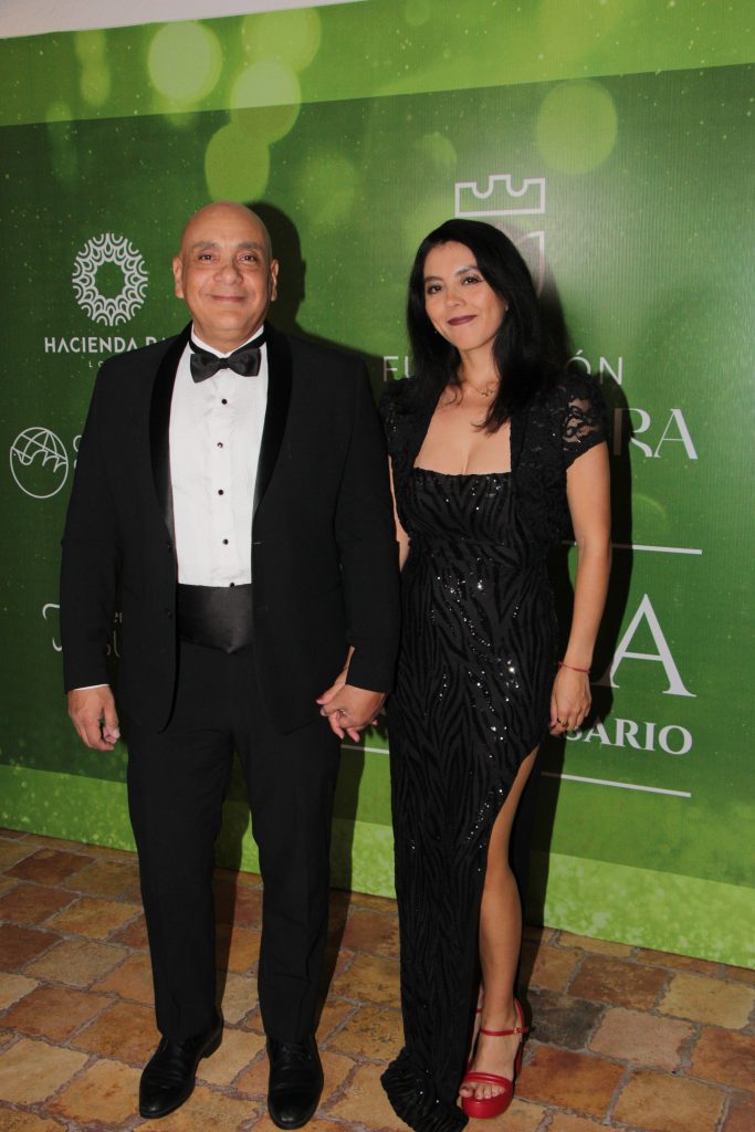 Carlos Rossano y Anny Aldeco