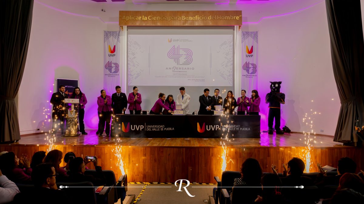 La Universidad del Valle de Puebla, celebra su cuadragésimo tercero aniversario