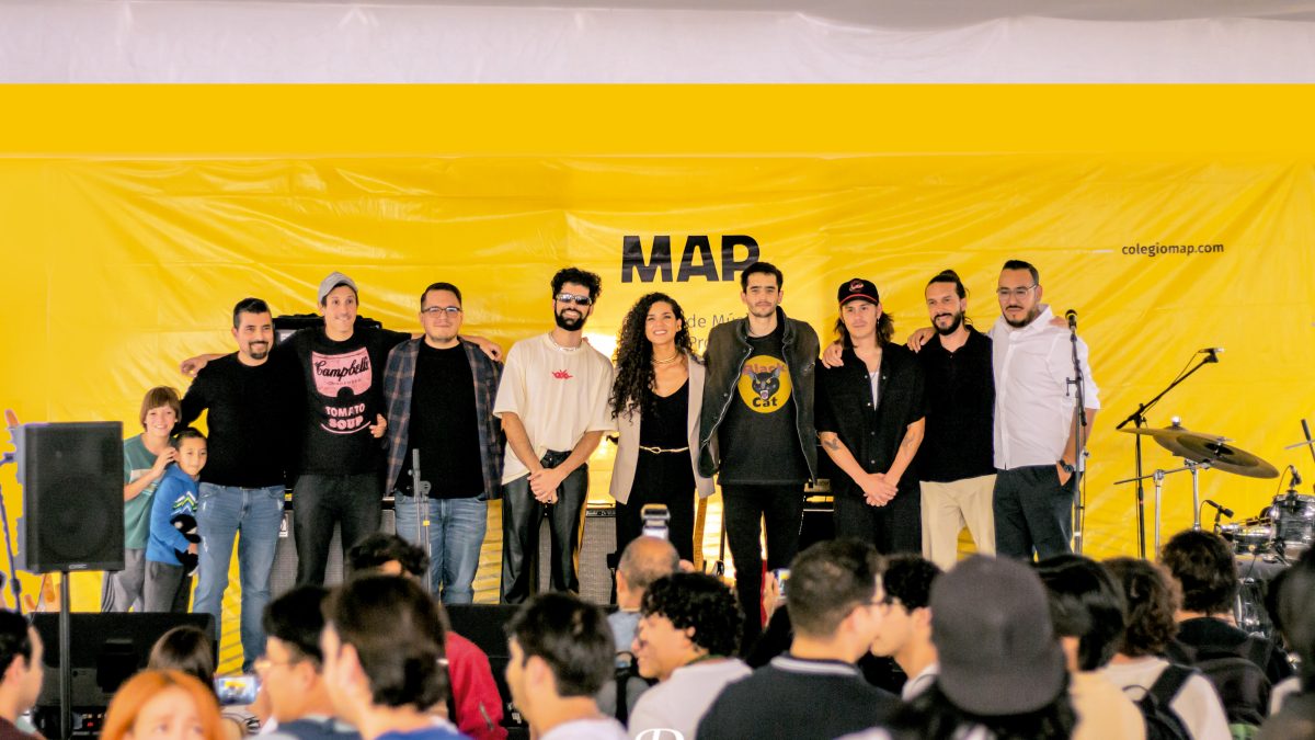 8 años de formar parte de la industria musical