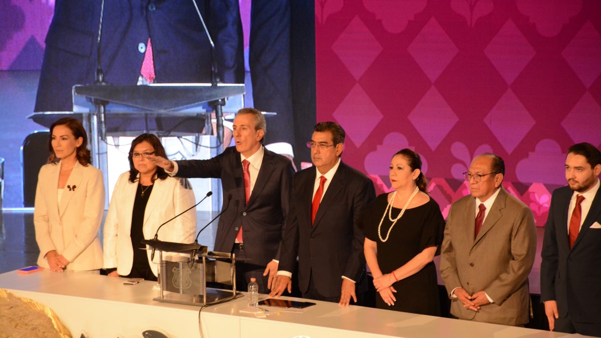 PEPE CHEDRAUI LIDERA PUEBLA