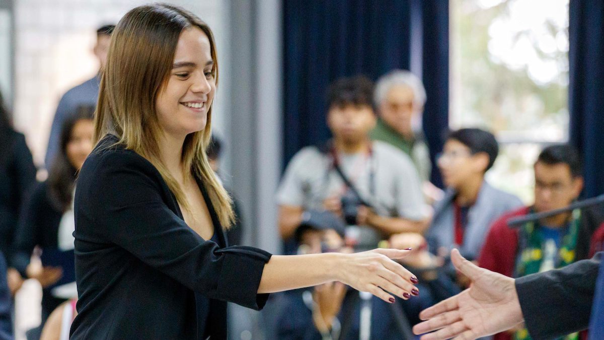 Universidad Madero celebra excelencia académica con premios John Wesley