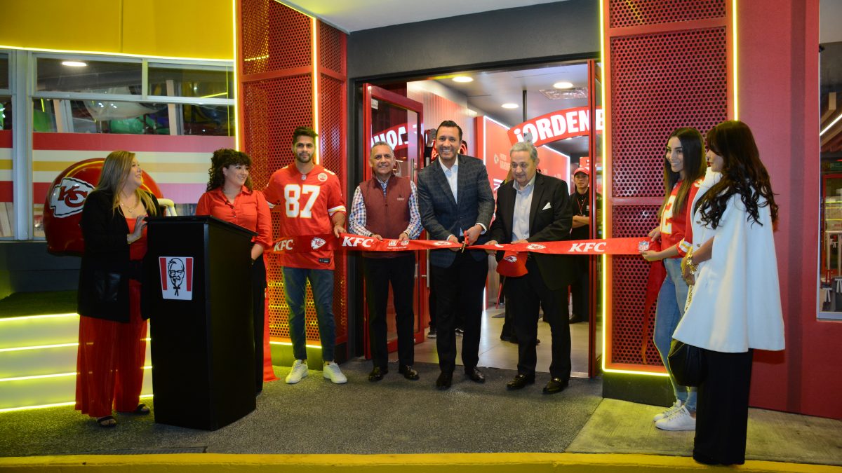 KFC RINDE HOMENAJE AL CIERRE DE LA TEMPORADA NFL