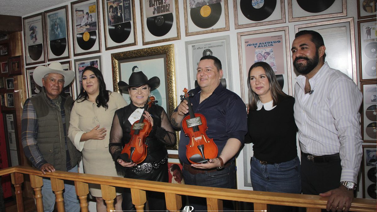 Josealfredistas: Una colección dedicada a “El Rey”