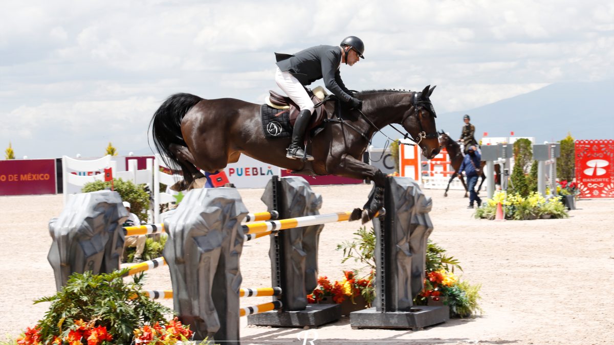 ARTURO PARADA DESLUMBRA EN QUINTAS ECUESTRES
