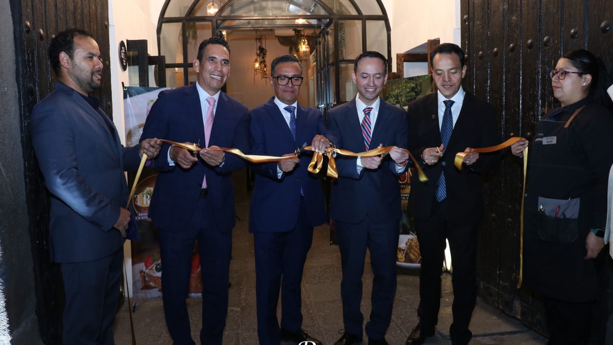 ANORA: Historia y Diseño