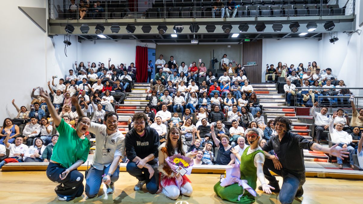 40AÑOS TEJIENDO HISTORIAS