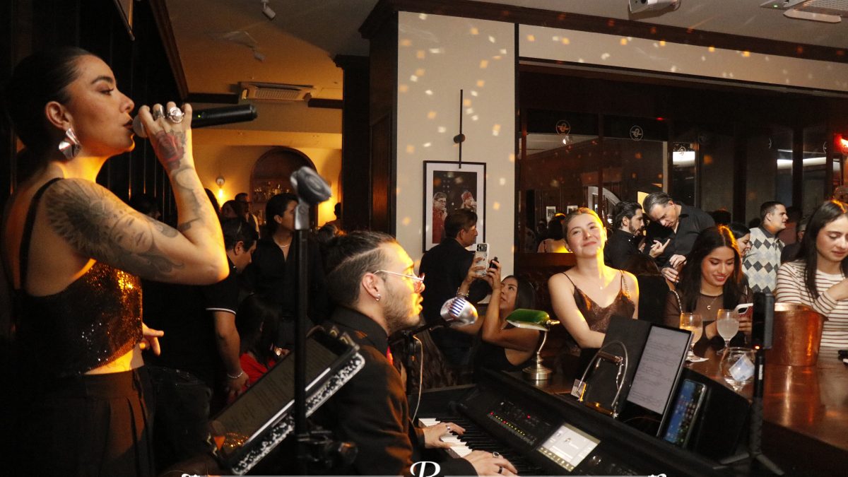 TONI2: EL ALMA DEL PIANO BAR  LLEGA A PUEBLA