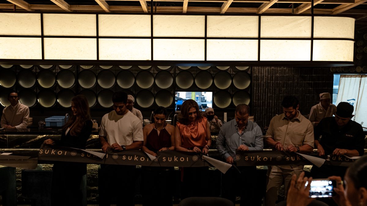 SUKOI ABRE  SUS PUERTAS EN  ZONA PLATEADA