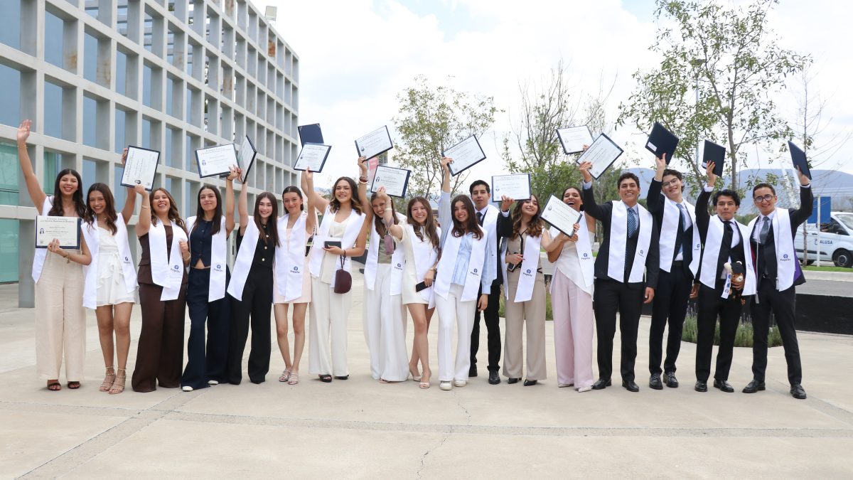 SE GRADÚAN 281 ALUMNOS DE PREPATEC HIDALGO