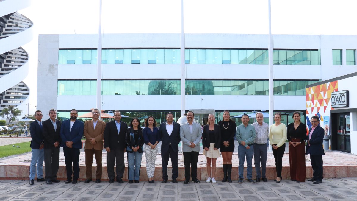 Pizar Consultores presenta el libro «Detrás del Ladrillo»