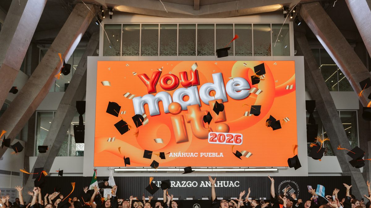 ANÁHUAC PUEBLA CELEBRÓ GRADUACIÓN 2026