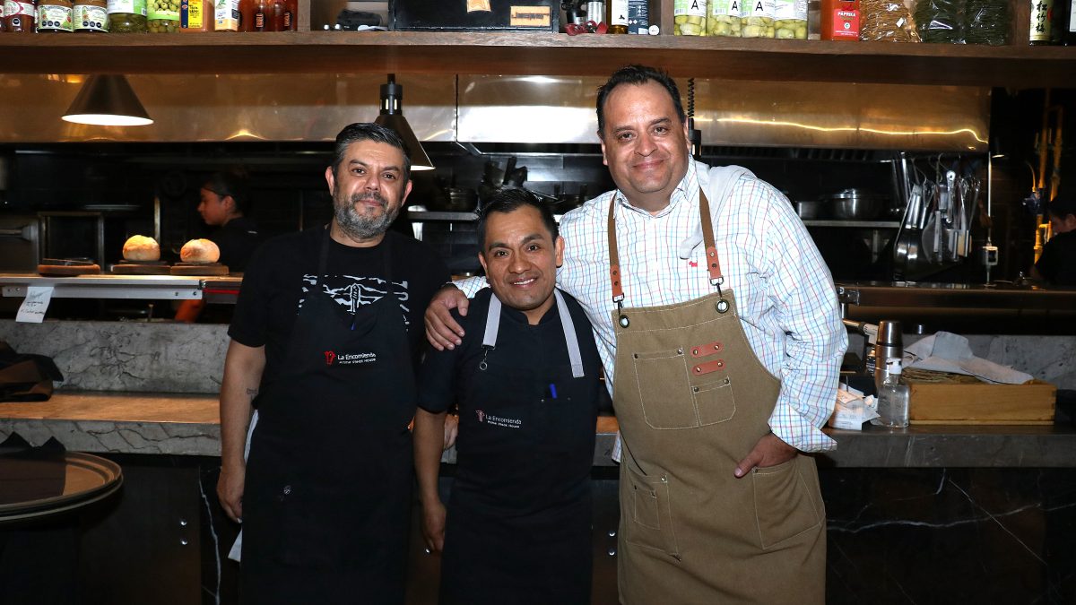 La Encomienda arranca la temporada del Chile en Nogada
